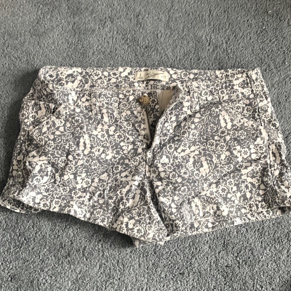 Abercrombie and Fitch low rise shorts